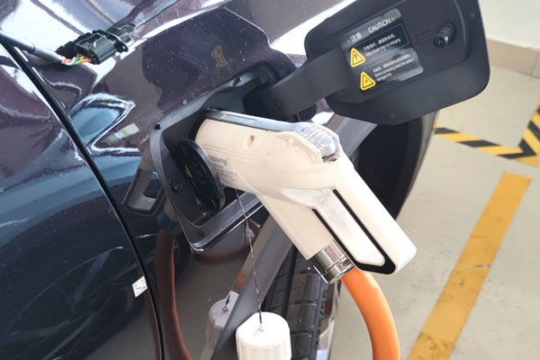 電気自動車 イメージ